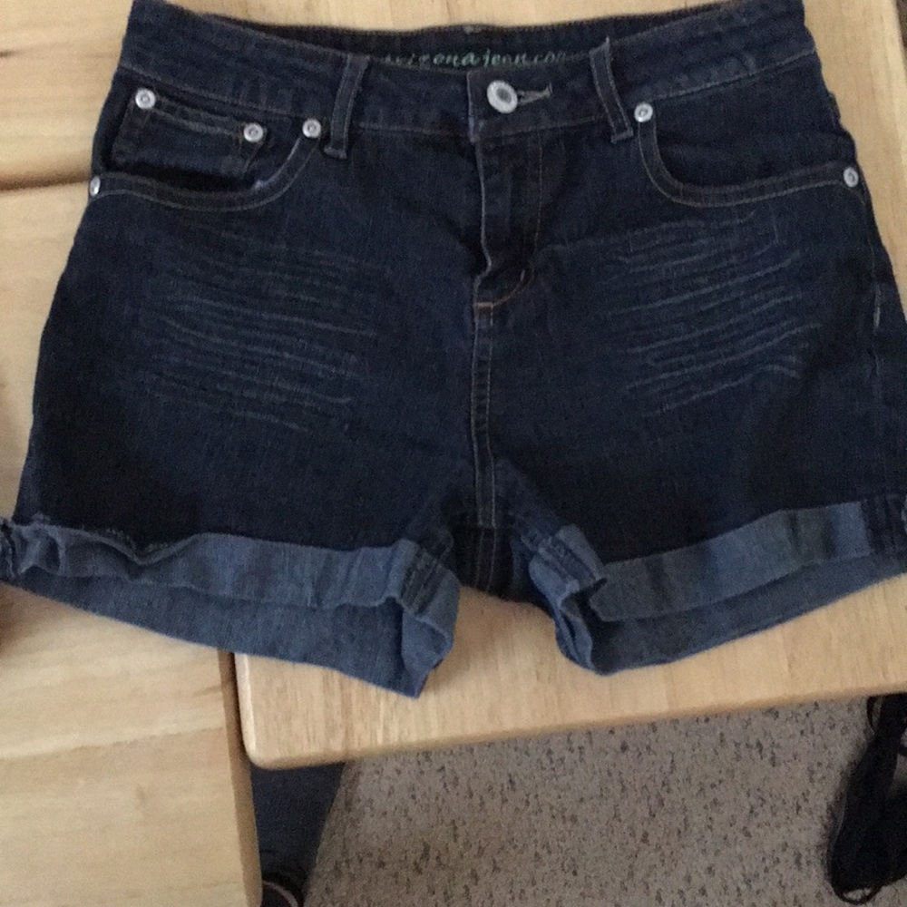 Arizona Jean Shorts, juniors Sz 14 good condition